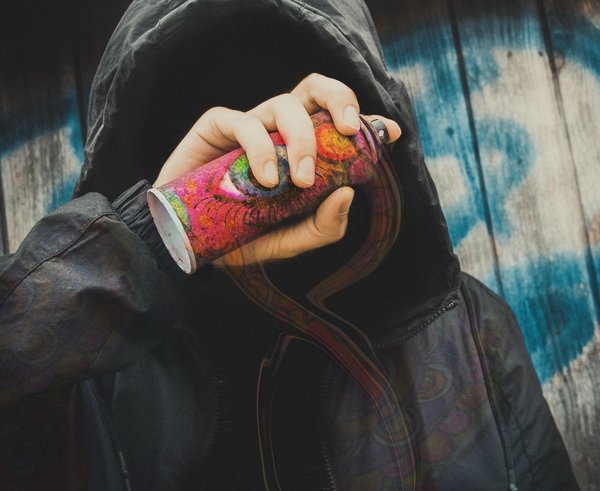 spray-3626816_1280
