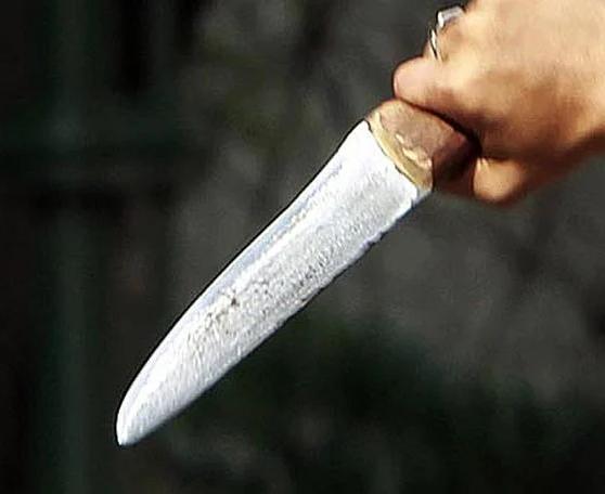 stab-knife-murder-bunuh-pisau-reuters-800px