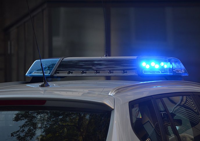 technology-police-car-roof-blue-light-preview