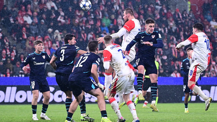 Tomáš Chorý se proti Bilbau neprosadil.