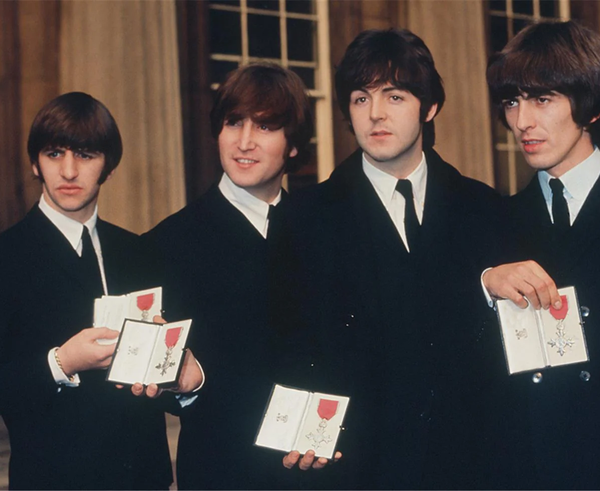 the-beatles-awarded-the-mbe-buckingham-palace-1965the-vincent-vigil-collection-645758