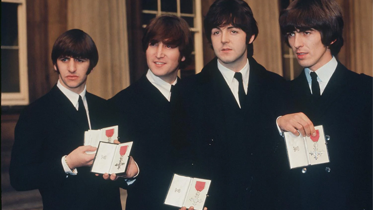 the-beatles-awarded-the-mbe-buckingham-palace-1965the-vincent-vigil-collection-645758