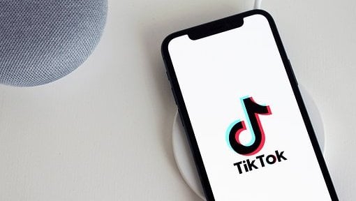 tiktok-5064078__340