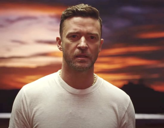 Justin Timberlake ve videoklipu k písni Selfish