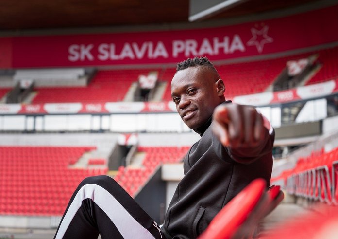 Timothy Noor Ouma přestoupil do Slavie.