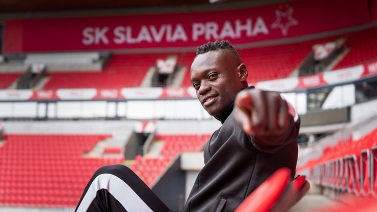 Timothy Noor Ouma přestoupil do Slavie.