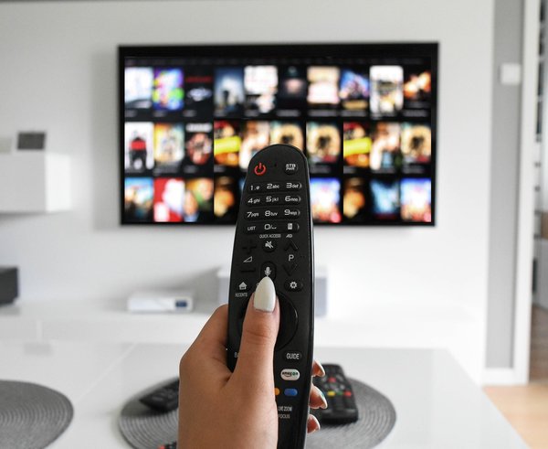 televizní a rozhlasové poplatky