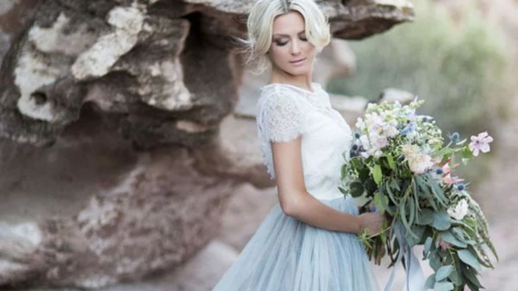 wedding-dresses-1486005_1280