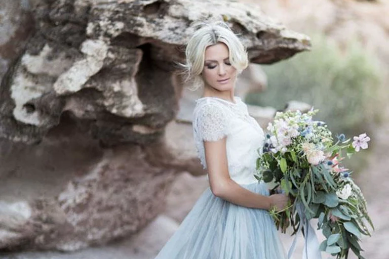 wedding-dresses-1486005_1280