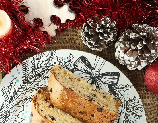 vánoční talíř vánočka