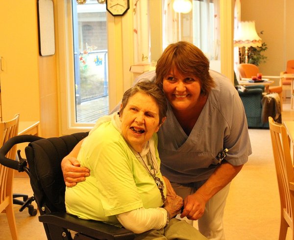 volunteer-659805_1280