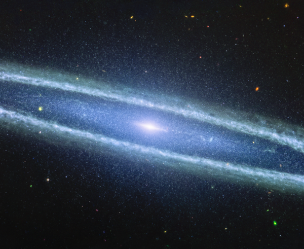 Vesmírný teleskop Jamese Webba zveřejnil nové snímky Sombrero galaxie