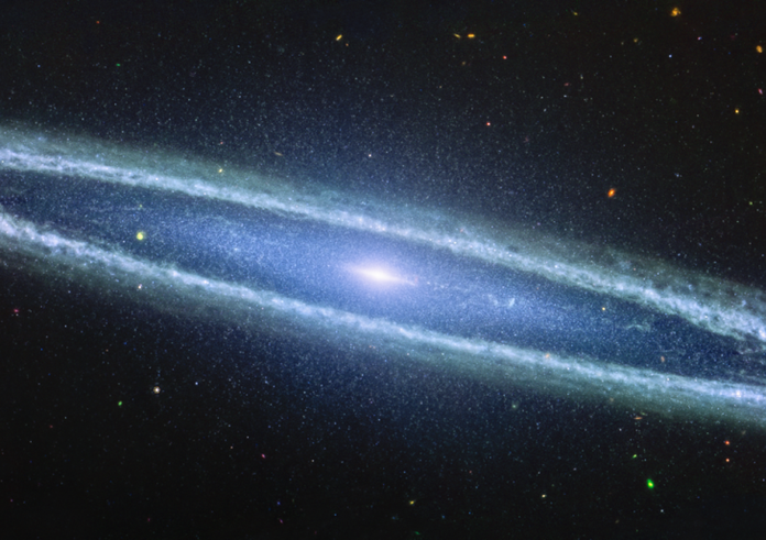 Vesmírný teleskop Jamese Webba zveřejnil nové snímky Sombrero galaxie