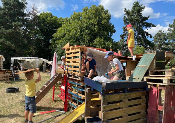 dobrodružná hřiště