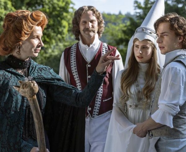 zahada-strasidelneho-zamkucerna202506171e1a4372result