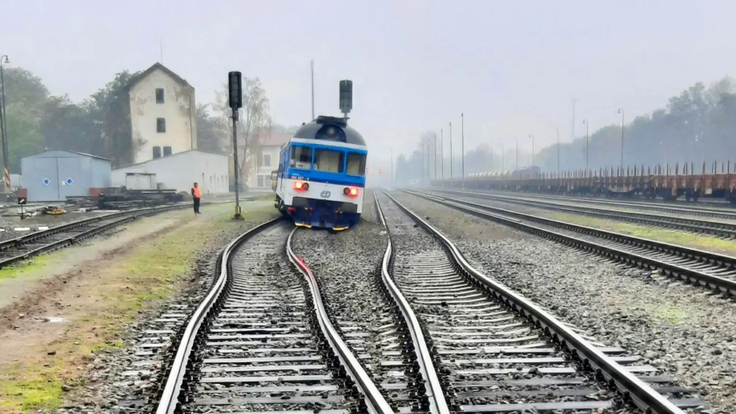 zeleznice-vykolejil-vlak-nehoda